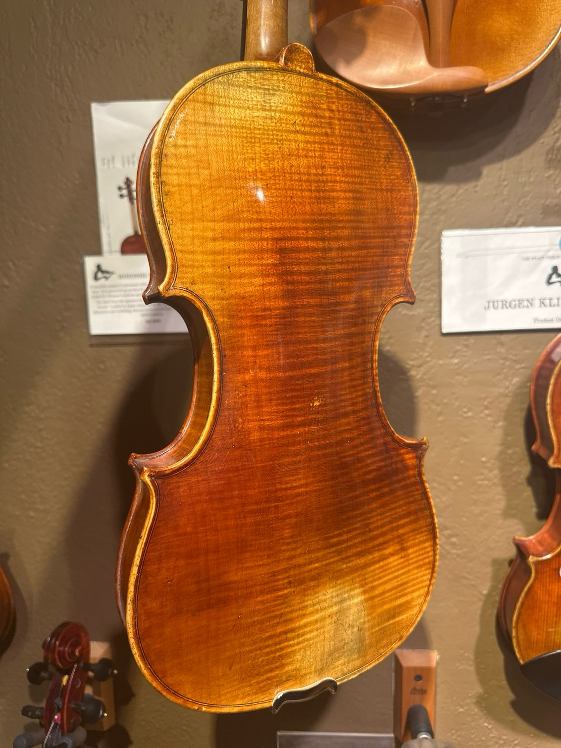 Hiroshi Kono Violin