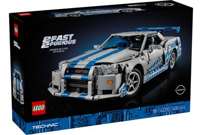 LEGO Technic 42210 - 2 Fast 2 Furious Nissan Skyline GT-R (R34) Car