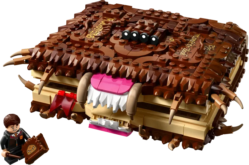 LEGO Harry Potter 76449 - Chomping Monster Book of Monsters