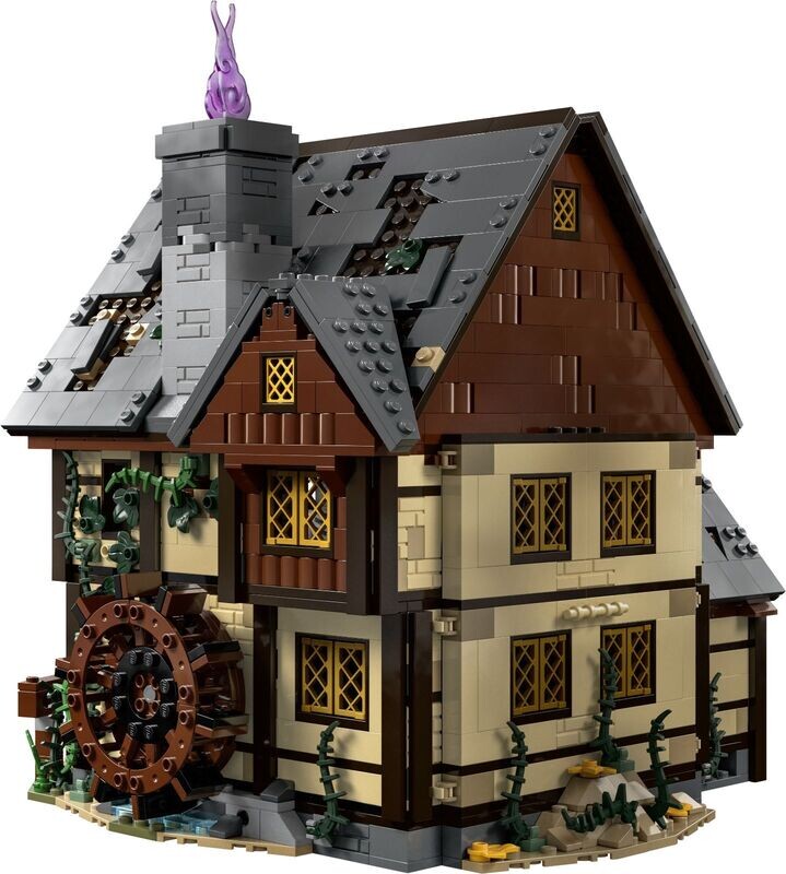 LEGO Ideas  21341 - Disney Hocus Pocus: The Sanderson Sisters' Cottage