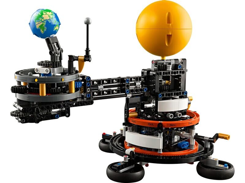 LEGO Technic 42179 - Planet Earth and Moon in Orbit