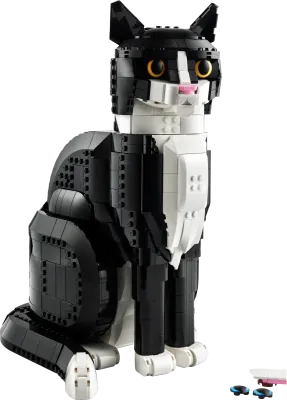 LEGO Ideas 21349 - Tuxedo Cat