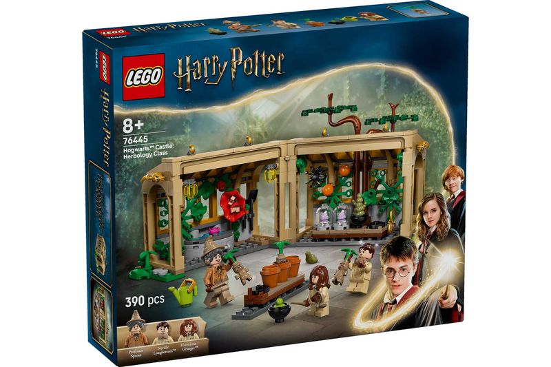 LEGO Harry Potter 76445 - Hogwarts™ Castle: Herbology Class