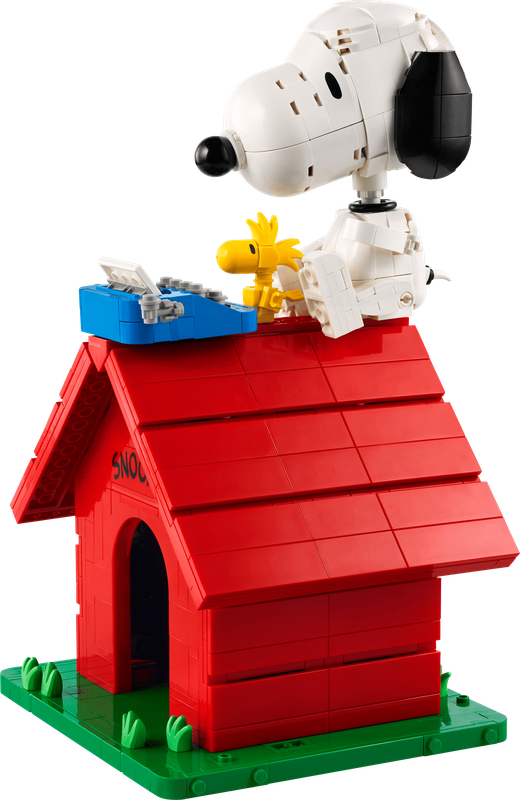 LEGO Ideas 21368 - Peanuts: Snoopy's Doghouse