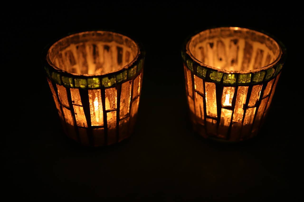 Grün Braune Teelichter