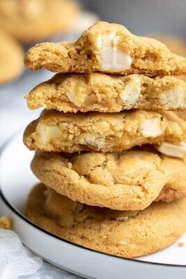 White Chocolate Macadamia Nut Cookies
