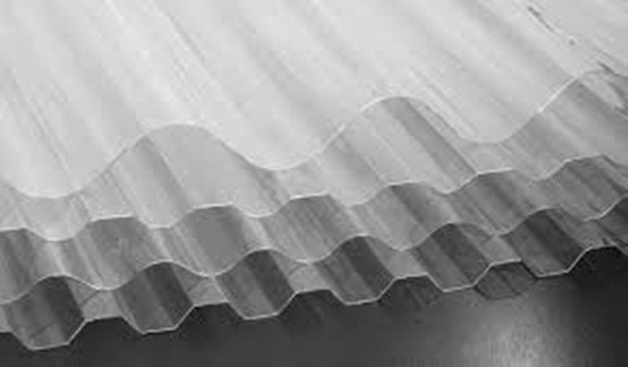 Policarbonato 4.25” x 12’ | Lámina Transparente para Invernaderos y Construcción