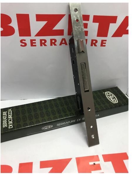 SERRATURA DA INFILARE DA MONTANTE TRIPLICE CON SCROCCO E  MANDATA BASCULANTE A CILINDRO EUROPEO entrata mm 30