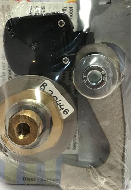 PROTETTORE MAGNETICO PER BOX BASCULANTE