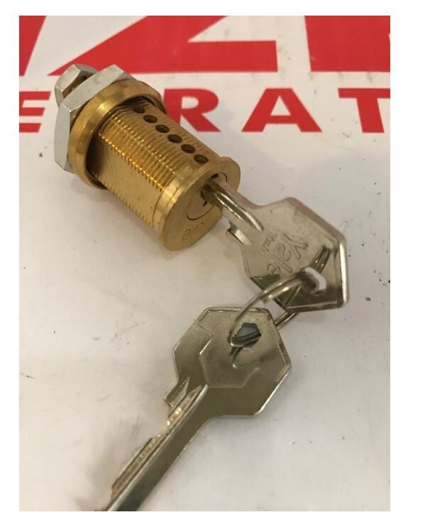 CILINDRETTO UNIVERSALE PER ARMADIETTI METALLICI ROTAZIONE DI 90° IN SENSO ORARIO (DX) CHIAVE ESTRAIBILE NELLA SOLA POSIZIONE DI CHIUSURA CORPO DIAMETRO 20 LUNGO mm 30 CILINDRETTO UNIVERSALE PER ARMADIETTI METALLICI ROTAZIONE DI 90° IN SENSO ORARIO (DX) CHIAVE ESTRAIBILE NELLA SOLA POSIZIONE DI CHIUSURA CORPO DIAMETRO 20 LUNGO mm 30