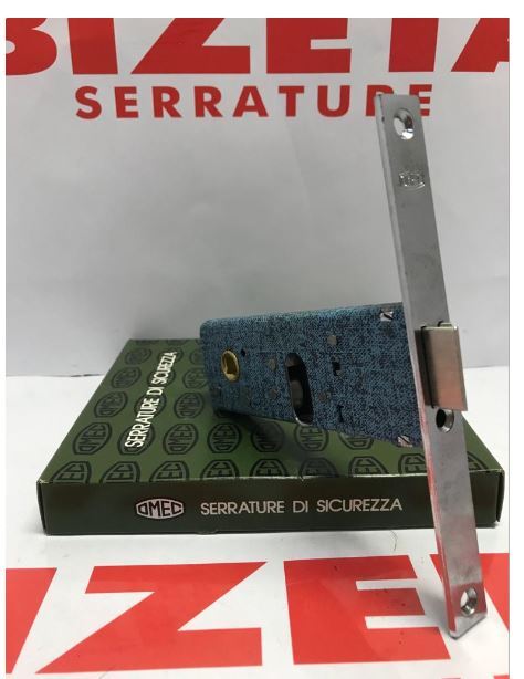 SERRATURA DA INFILARE A FASCIA SOLO SCROCCO A CILINDRO OVALE entrata mm 60