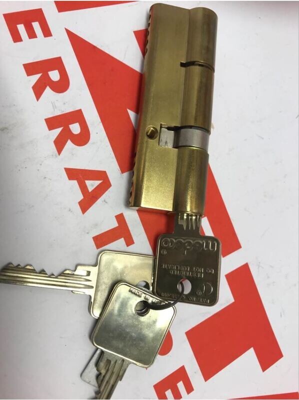 CILINDRO A PROFILO EUROPEO mm 32-62 CON N. 3 CHIAVI E TESSERINO