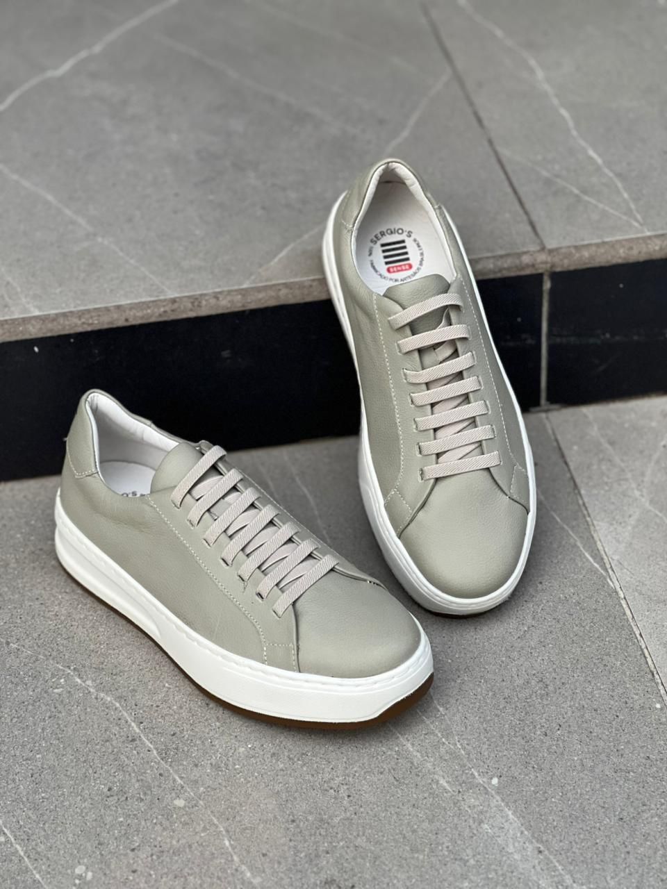 TENIS