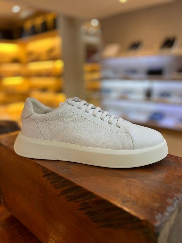 TENIS