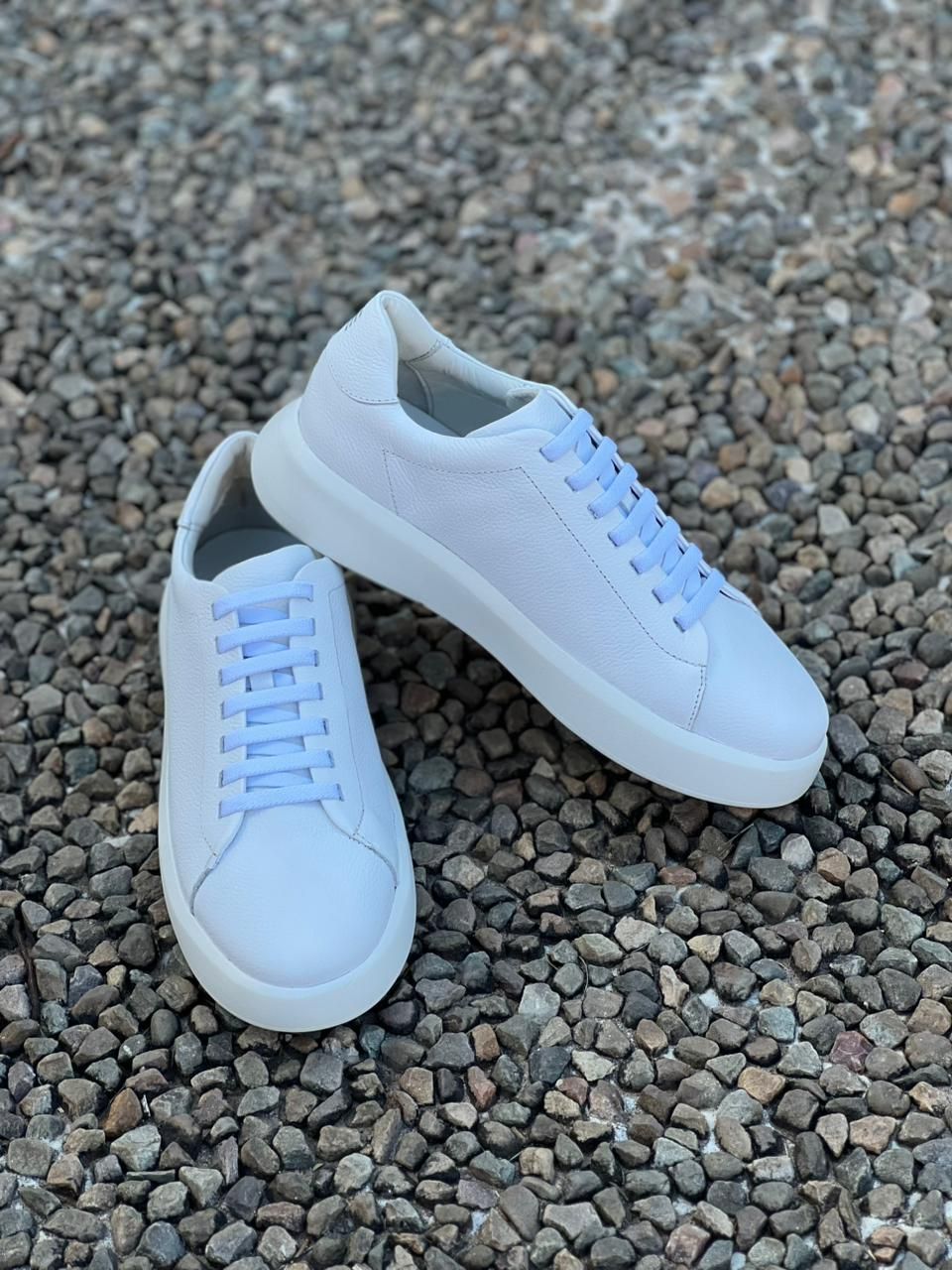 TENIS