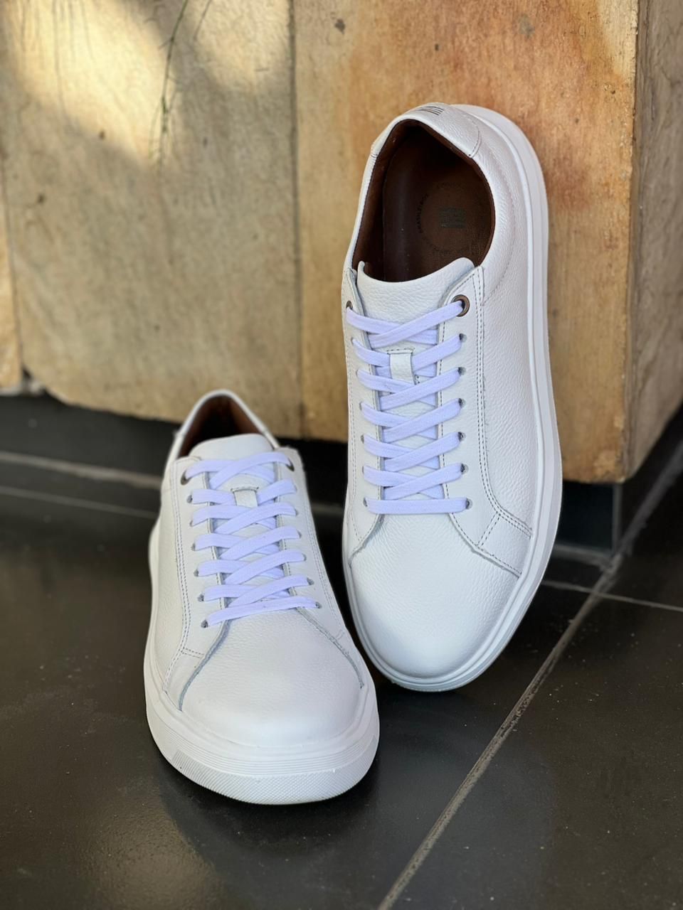 TENIS