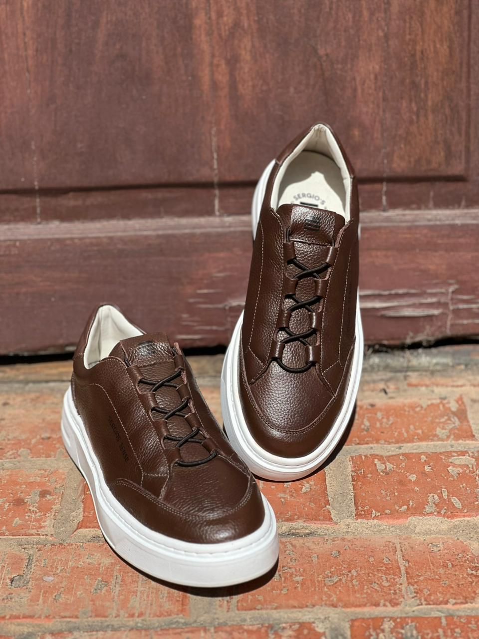 TENIS