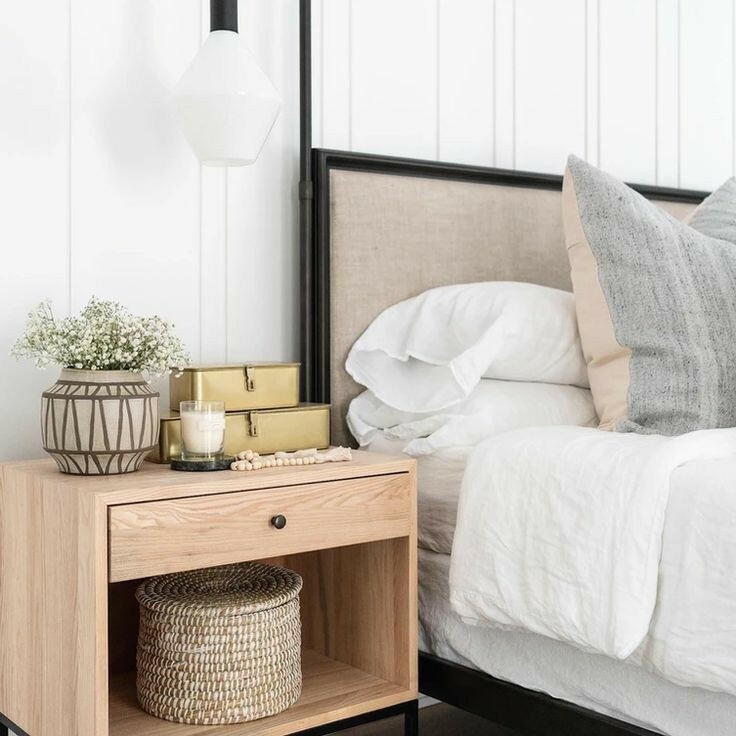 Ballito Bedside Pedestal