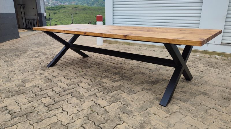 Farmhouse Dining Tables