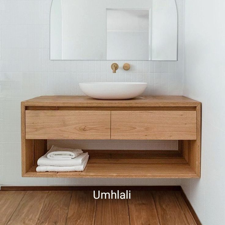 Umhlali Vanity