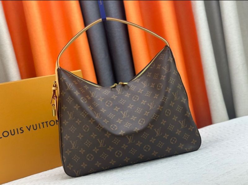 LV Purse