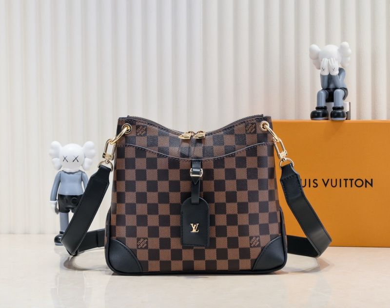 LV Purse