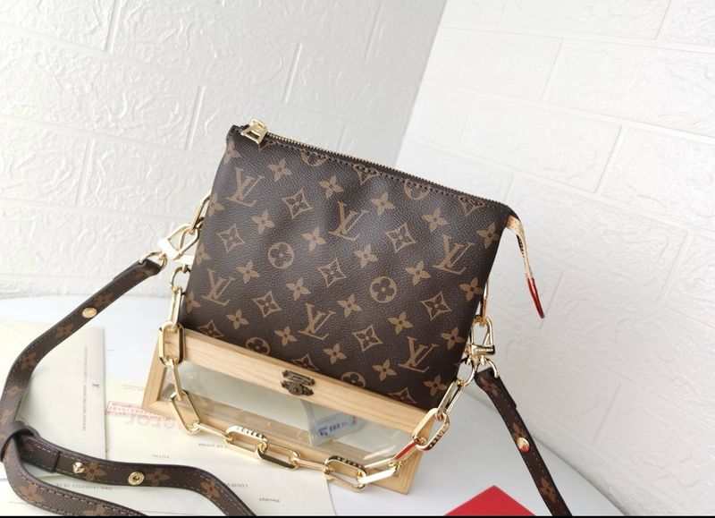 LV Purse