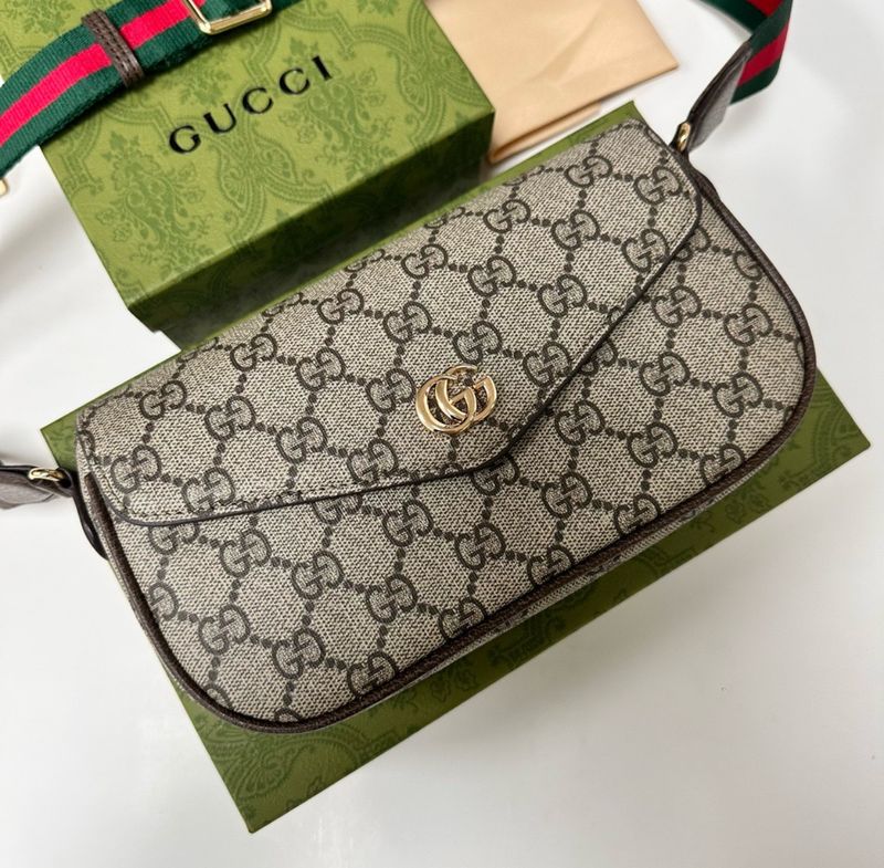GG Purse