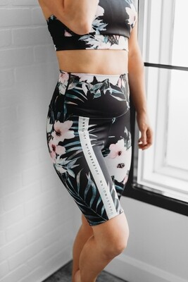 Short cuissard pour femmes - Black Floral Short cuissard pour femmes - Black Floral