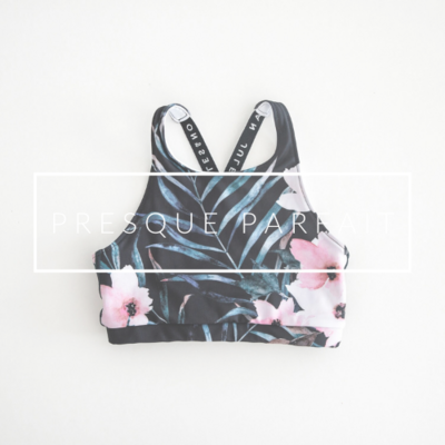VENTE FINALE - Haut sport pour filles - Black Floral VENTE FINALE - Haut sport pour filles - Black Floral