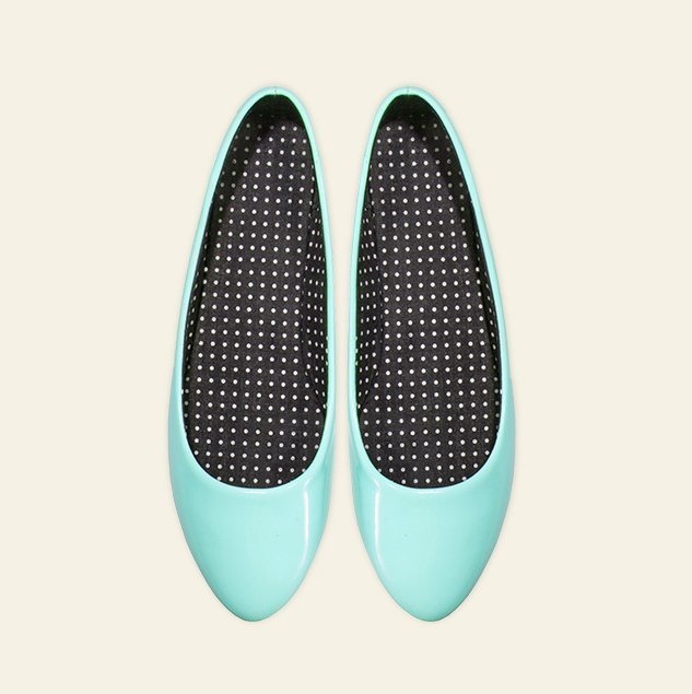 DANCERS FLATS