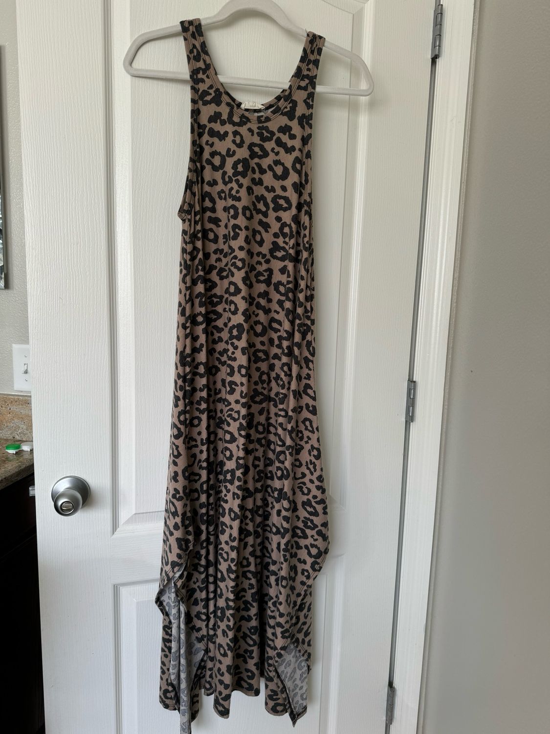 Boutique Leopard Print Dress — Medium