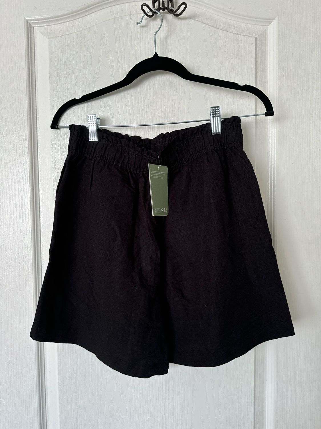 H+M Black Linen Shorts — Small