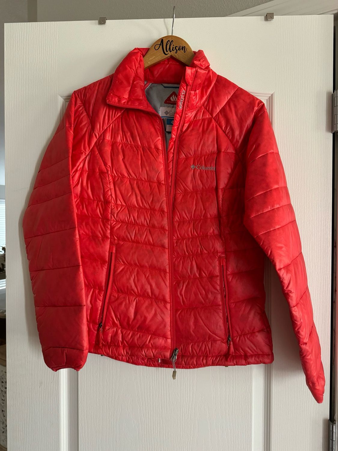 Columbia Down Jacket Red — Small