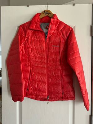 Columbia Down Jacket Red — Small