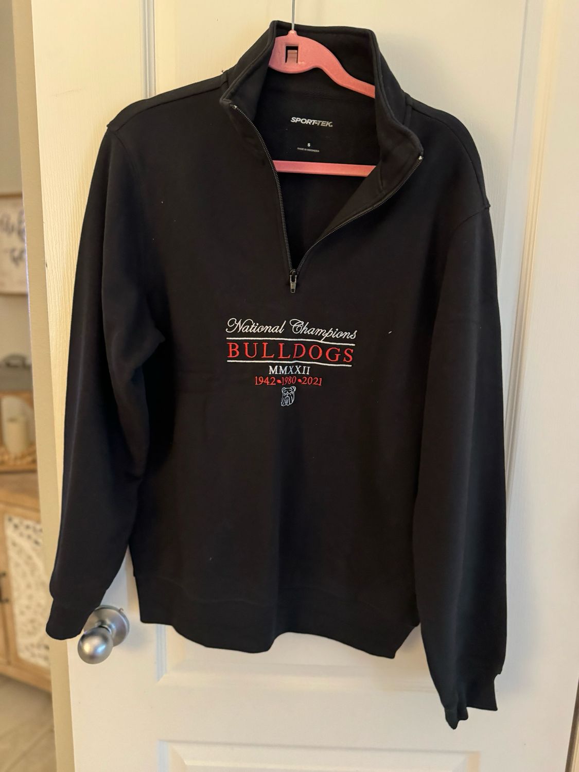UGA National Champs 3/4 Zip Pullover Black — Small