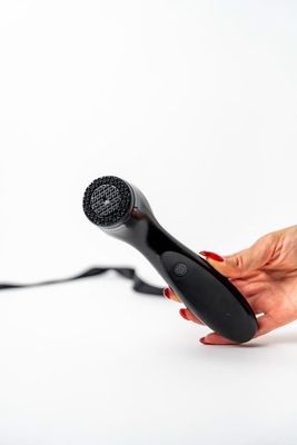 Black LumiSpa iO