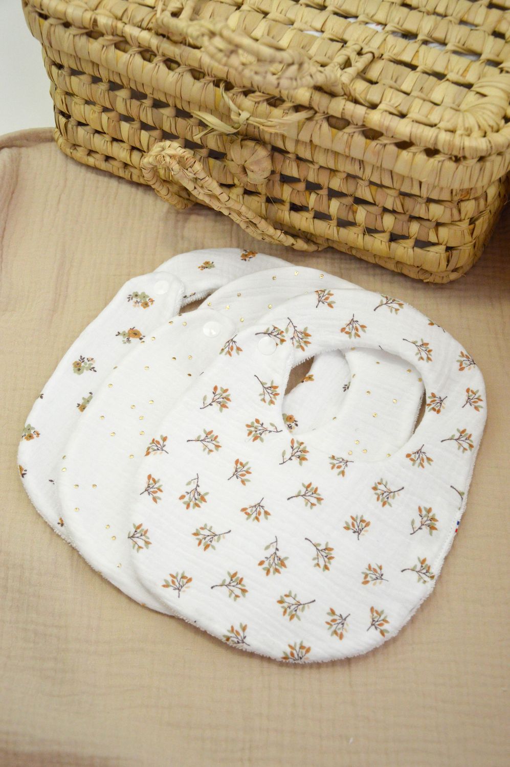 Coffret bavoir tout BLANC