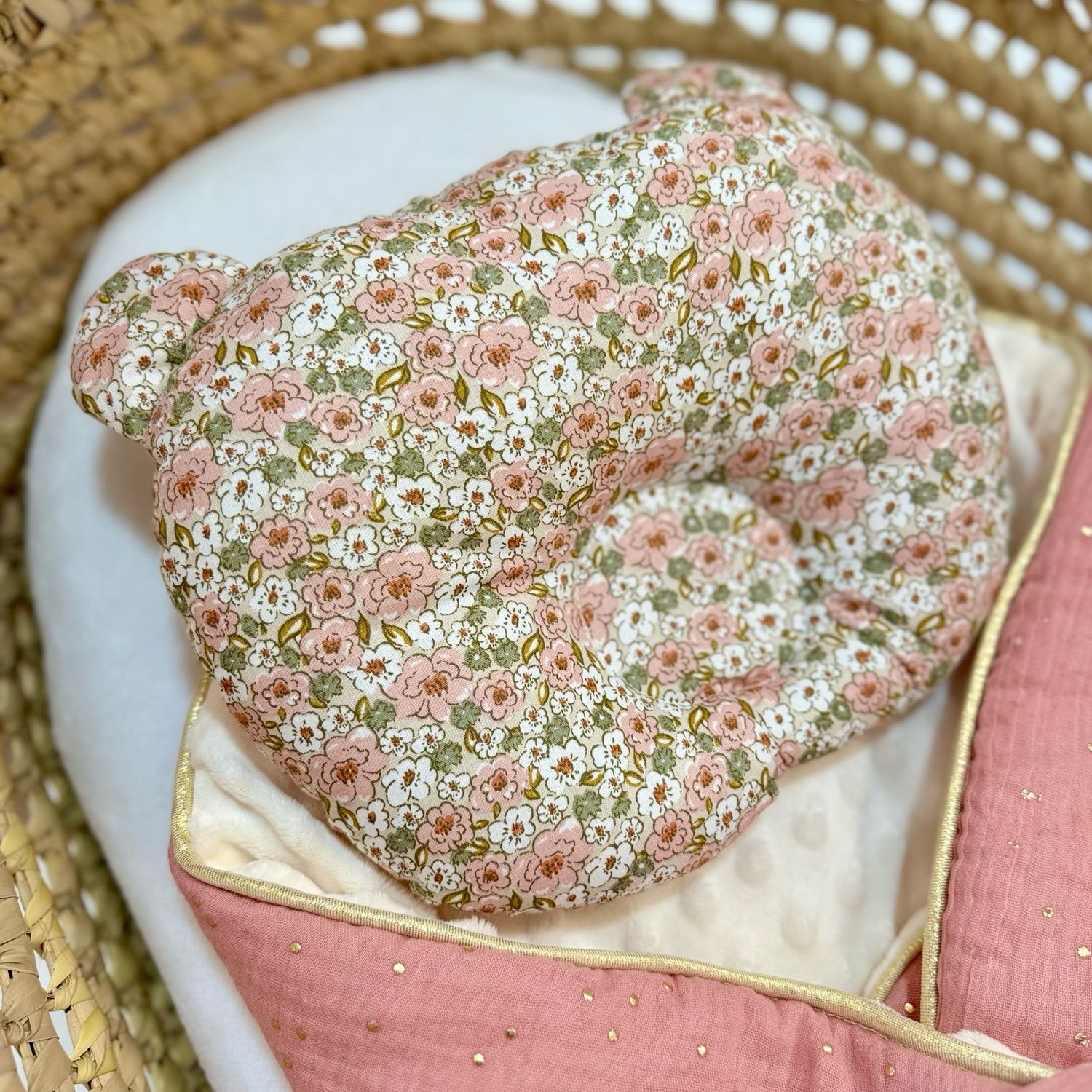 Coussin ourson fleurs vintage