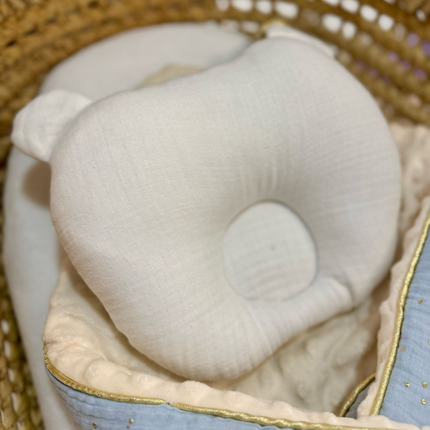 Coussin ourson blanc