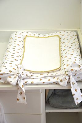 Housse de matelas à langer TILLEUL + 2 SERVIETTES avec matelas d&#39;expo offert avec