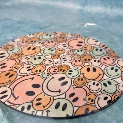 Retro Happy Face Circle Mouse Pad