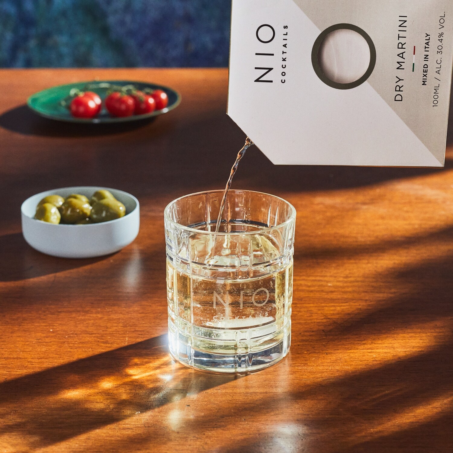 NIO - Dry Martini