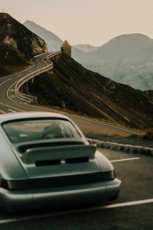 964 &amp; CURVES
