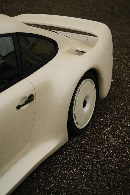 TIMELESS PORSCHE SHAPES