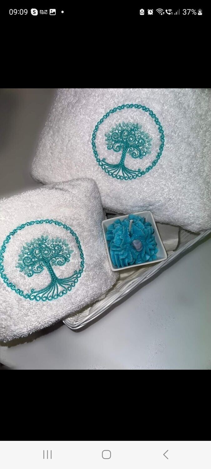 Serviette de bain "arbre de vie" +  un savon offert