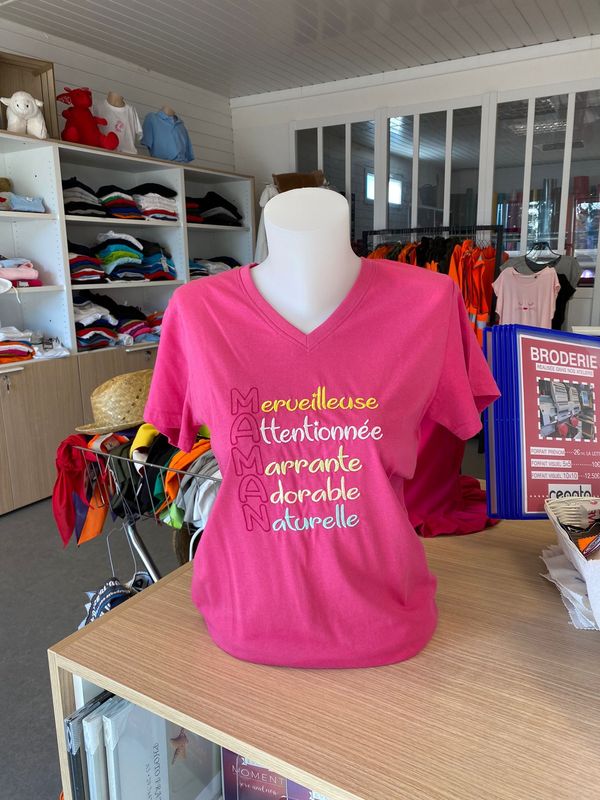 T-shirt Femme - Maman - modèle unique T-shirt Femme - Maman - modèle unique