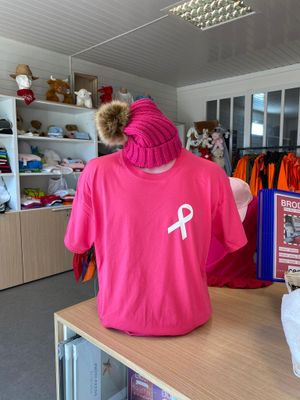 T-shirt Femme - Octobre rose - Ruban - modèle unique T-shirt Femme - Octobre rose - Ruban - modèle unique