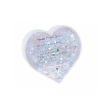 Boule à neige en forme de cœur personnalisable