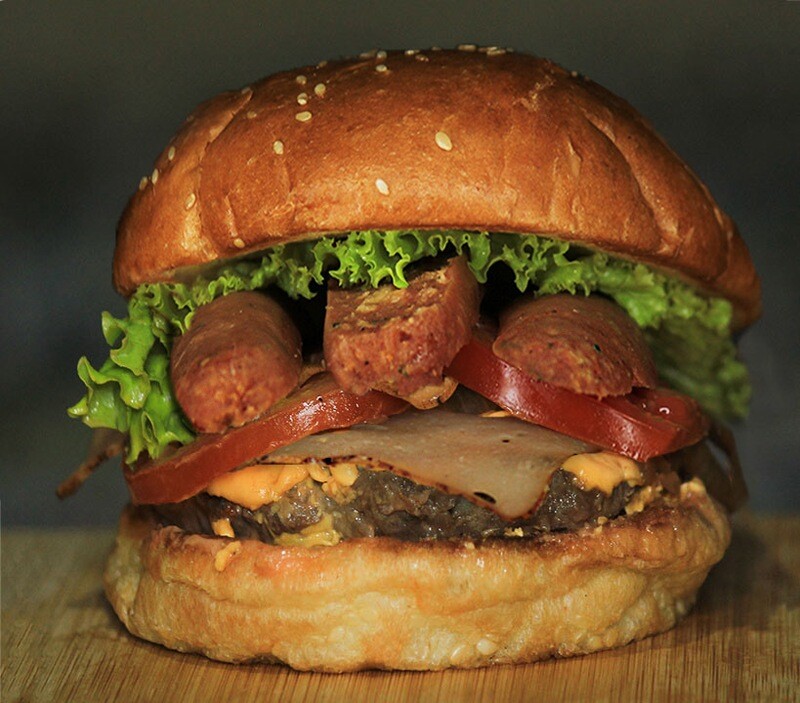 Buffalo Burguer - Combo de Hamburguesa con papas y soda